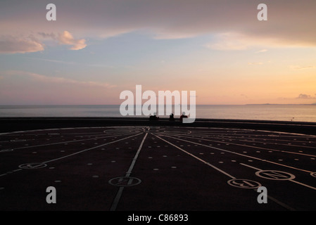 Compass rose, erfolgte bei Sonnenuntergang im Hintergrund Stockfoto