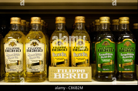 "Filippo Berio" Olivenöl Stockfoto