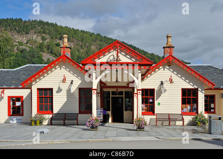 Ehemaliger Bahnhof. Ballater, Royal Deeside, Aberdeenshire, Schottland, Vereinigtes Königreich, Europa. Stockfoto