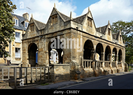 Chipping Campden Market Hall. Die alte Markthalle in Chipping Campden Cotswolds England stammt aus dem Jahr 1627 Stockfoto