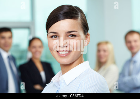 Porträt des jungen schönen Geschäftsfrau Stockfoto