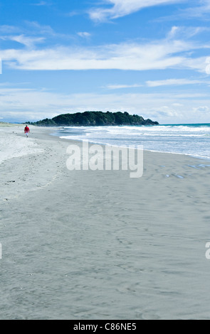 Die schönen goldenen Sand von Omanu Strand in der Nähe von Mount Maunganui Bucht von viel North Island Neuseeland NZ Stockfoto