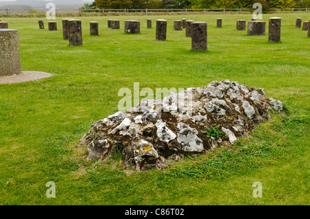 Woodhenge, Wiltshire. Die Reste einer hölzernen Struktur neben Stonehenge Stockfoto