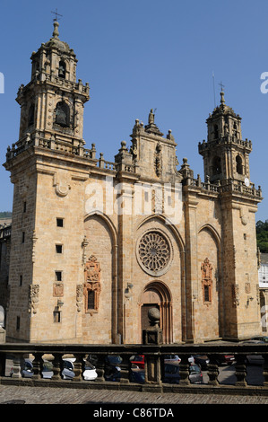 Kathedrale (13 Th) in "Plaza de España" MONDOÑEDO. Galicien. Spanien Stockfoto