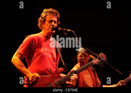 BELFAST, Großbritannien - 24 Juni: Lou Reed führt mit seiner Band im Belfast Waterfront am 24. Juni 2008 in Belfast, Nordirland Stockfoto