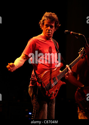 BELFAST, Großbritannien - 24 Juni: Lou Reed führt auf Belfast Waterfront am 24. Juni 2008 in Belfast, Nordirland Stockfoto