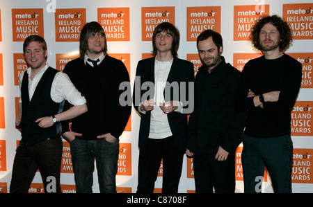 Die Kaiser Chiefs bei den Meteor Ireland Music Awards - Punkt - DUBLIN, Irland - Februar 1 Stockfoto