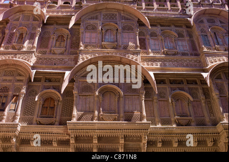 Mehrangarh Fort aus dem 18. Jahrhundert Abschnitt Harem Frauen Anzeigebereich in Jodhpur in Rajasthan, Nordindien Stockfoto