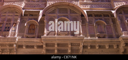 Mehrangarh Fort aus dem 18. Jahrhundert Abschnitt Harem Frauen Anzeigebereich in Jodhpur in Rajasthan, Nordindien Stockfoto