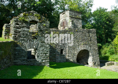 Die restaurierten Reste der Offshore-Iron Works und Ofen, in der Nähe von Broughton, Cumbria, England UK Stockfoto