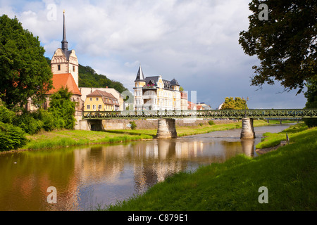 Deutschland, Thüringen, Gera, Untermhaus, Blick auf Brücke über Weisse Elster Stockfoto