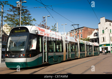 Market Street, NET, Nottingham, Nottinghamshire, UK Straßenbahn Haltestelle Altmarkt Stockfoto