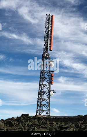 Funkturm auf dem Gipfel des Mt Washington in New Hampshire Stockfoto