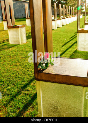 "Feld leeren Stühle" in Oklahoma City National Memorial, Oklahoma City, Oklahoma, USA Stockfoto