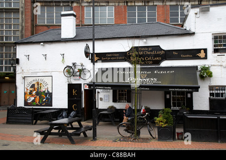 Kellys Keller alten historischen Pub Belfast Stadtzentrum Nordirland Vereinigtes Königreich Stockfoto