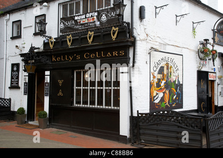 Kellys Keller alten historischen Pub Belfast Stadtzentrum Nordirland Vereinigtes Königreich Stockfoto