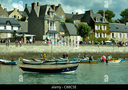 Maritimen Events: "Doris: de Cale de Cale". Hafen von St. Suliac (Ille et Vilaine, Bretagne, Frankreich). Stockfoto