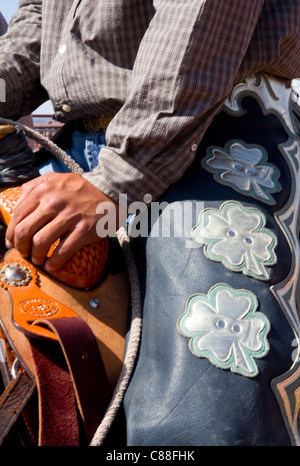 Cowboy-Nahaufnahme beim jährlichen Labor Day Wochenende Carrizozo Cowboy Tage Rodeo, Carrizozo, NM. Stockfoto