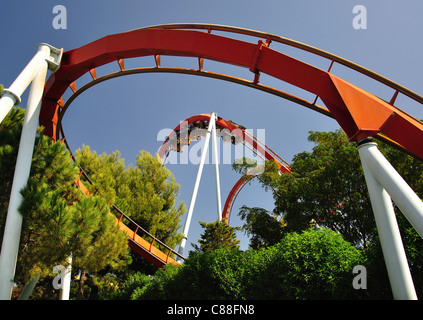 Dragon Khan Achterbahnfahrt, China, Themenpark PortAventura, Salou, Costa Daurada, Provinz Tarragona, Katalonien, Spanien Stockfoto