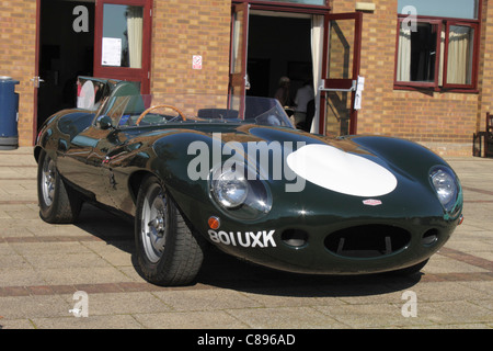 1950er Jahre Jaguar D-Type Rennwagen auf der ATCCC Putteridge begraben Classic Car Show 2011 Stockfoto