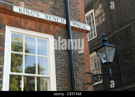 Könige auf der Werkbank zu Fuß. Inner Temple, Inns Of Court, London UK. HOMER SYKES Stockfoto