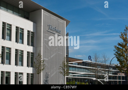 DER Telefonica / O2 Hauptsitz in Slough, England. Stockfoto