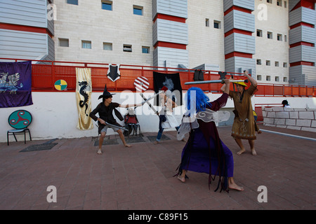 Junge israelische Cosplayer in Cosplay-Outfit in eine Science-Fiction- und Fantasy-Festival in Tel Aviv Israel Stockfoto