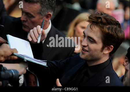 Robert Pattinson 2011 - Bild Copyright Celebrity Spotlight Stockfoto