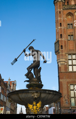 Neptunbrunnen am Dlugi Targ quadratische Hauptplatz der Stadt Danzig Pommern Polen-Nordeuropa Stockfoto