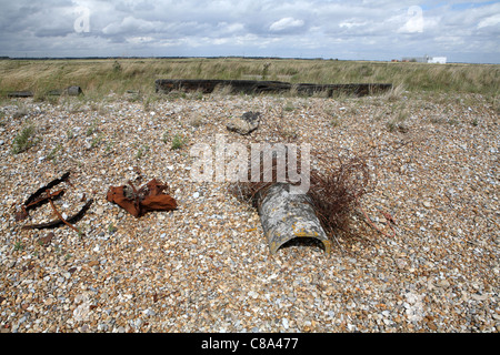 Aufgegeben von Draht & Rohr, Oford Ness National Nature Reserve, auf die Suffolk Heritage Coast, East Anglia, England Stockfoto