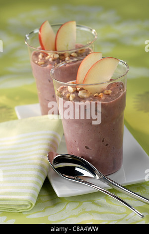 Brei und Obst-desserts Stockfoto