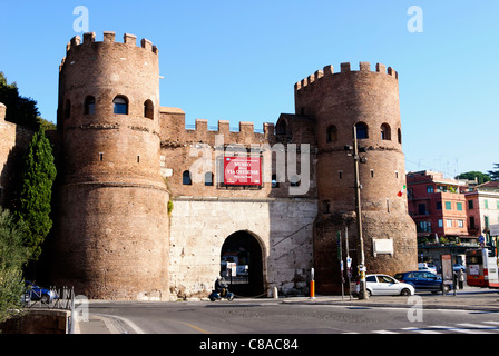 Porta San Paolo - Rom, Italien Stockfoto