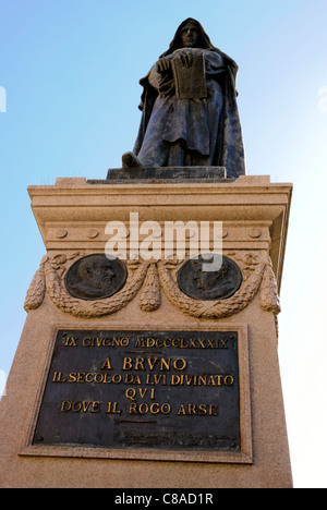 Staue von Giordano Bruno in Platz Campo de Fiori in Rom Stockfoto