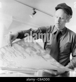 Claes Oldenberg, schwedische geborene amerikanische pop-Künstler fotografiert im Studio von Petersburg Presse in London im Jahre 1970 Stockfoto