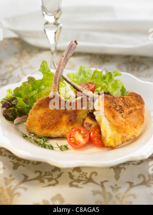 Fried-Bechamel-Lamm-Koteletts Stockfoto