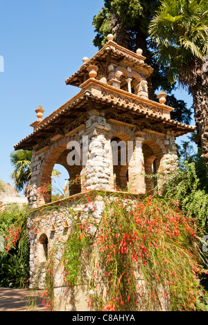 Ein Gebäude in Trevelyan Public Gardens, Villa Comunale, Via Bagnoli Croce, Taormina, Sizilien, Italien Stockfoto