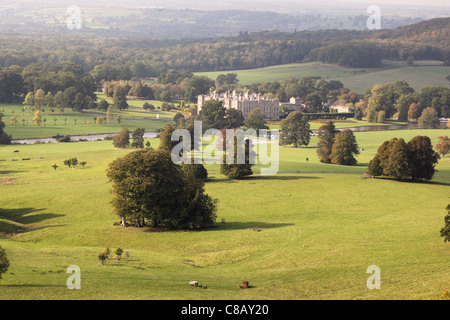 Blick vom Heavens Gate in Richtung Longleat House, Warminster, Wiltshire, England, Großbritannien Stockfoto