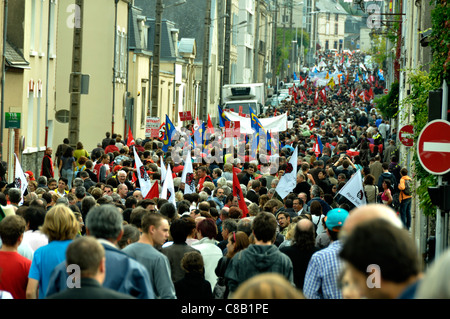 Veranstaltung über die Renten in Frankreich, für die Aufrechterhaltung der Pensionierung im Alter von 60 Jahren. Laval Stadt, Loire, Frankreich. Stockfoto