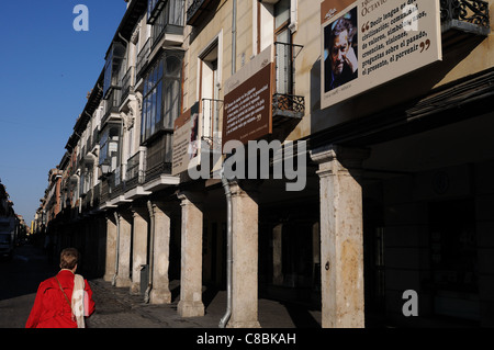 "Calle Mayor" in Alcalá DE HENARES. Autonome Gemeinschaft Madrid. Spanien Stockfoto