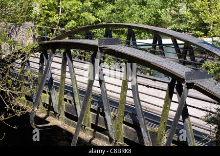 Ehemalige Cromford und High Peak Railway Bridge jetzt Teil von Fußweg Whaley BridgeDerbyshire England Stockfoto