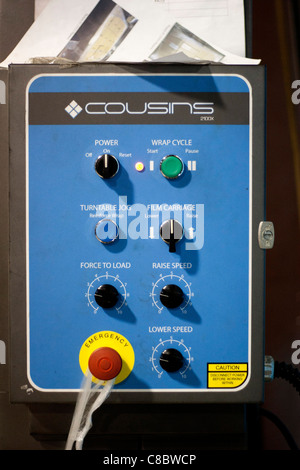 A control panel for a plastics injection molding machine. Stockfoto