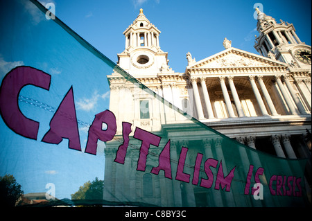 Anti-Globalismus-Protest-Camp in St. Pauls Kathedrale in London am 19. Oktober 2011 Stockfoto