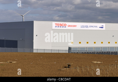 Tesco Lagerhalle bei DIRFT, Crick, Northamptonshire, England, UK Stockfoto