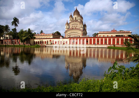 Der berühmte Dakshineswar Tempel beherbergt die Göttin Kali wurde von Rani Rashmoni gegründet. Stockfoto