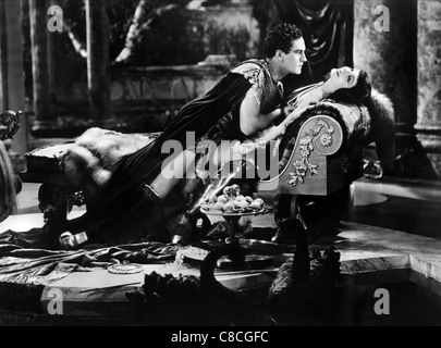 FREDRIC MÄRZ, Claudette Colbert, DAS ZEICHEN DES KREUZES, 1932 Stockfoto