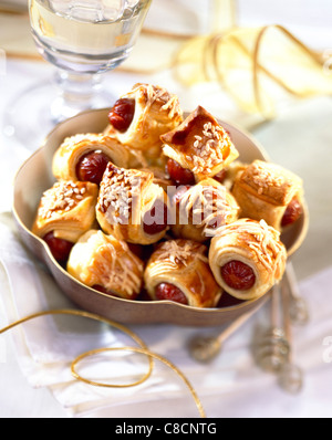 Mundgerechte Wurstbrötchen Stockfoto