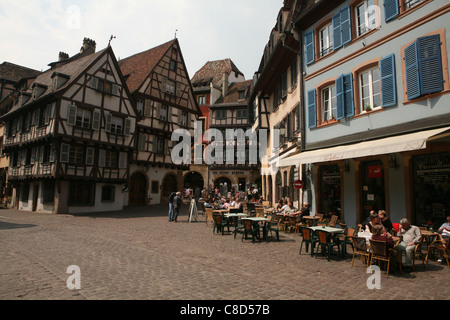 Fachwerkhäuser in der Altstadt von Colmar, Frankreich. Stockfoto