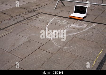 Kopieren ein Bild von einem Laptop auf dem Bold Street Festival in Liverpool 2011 Künstler Stockfoto