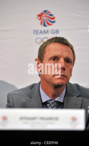 WEMBLEY STADIUM, LONDON, UK, Donnerstag, 20. Oktober 2011. Krippe der britischen Fußball-Herren 2012 Olympic team Stuart Pearce. Englischen Football Association (FA) Pressekonferenz zur Ankündigung Team GB Herren und Damen Fußball Team-Manager für die Olympischen Spiele 2012 in London. Stockfoto