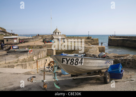 Charlestown Cornwall UK September ankern Boote im Hafen von diesem malerischen Fischerdorf Stockfoto